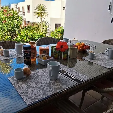 Apartamento Gibshouses Playa Bastian *